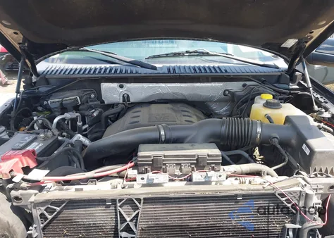 2017 Ford Expedition Limited из США, поврежденный, VIN 1FMJU2AT9HEA67753